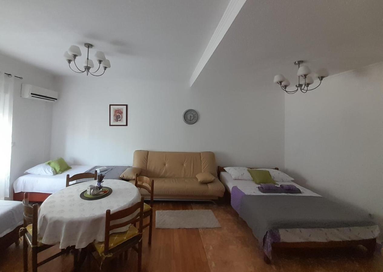Apartmani "Rebecca" Neum Exterior photo